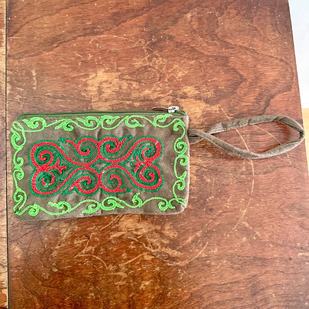 Embroidered Brown Wristlet Clutch